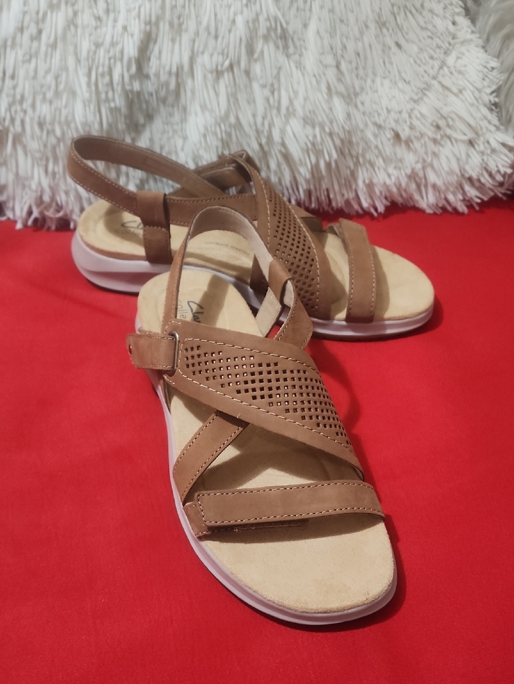Clarks Maelynn Gem Sandals - Picture 3 of 8